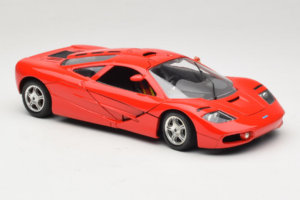 McLaren F1 High Mirror Light Red Guiloy 1:18 67505 Kov – obrázek 6 z 8