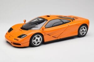 McLaren F1 Oranžový Minichamps 1:12 530133131 Kov