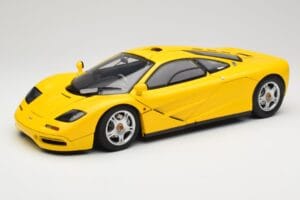 McLaren F1 Žlutý Minichamps 1:12 530133121 Kov