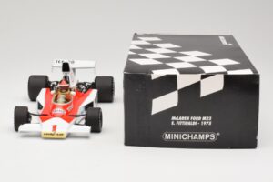 McLaren M23 Ford #1 E. Fittipaldi F1 1975 Minichamps 1:18 530751801 Kov – obrázek 8 z 9
