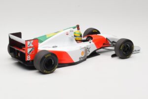 McLaren MP4/8 Ford #8 A. Senna Winner Australian GP 1993 Minichamps 1:18 540933838 Kov – obrázek 2 z 7