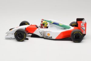 McLaren MP4/8 Ford #8 A. Senna Winner Australian GP 1993 Minichamps 1:18 540933838 Kov – obrázek 4 z 7