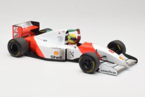 McLaren MP4/8 Ford #8 A. Senna Winner Australian GP 1993 Minichamps 1:18 540933838 Kov – obrázek 5 z 7