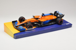 McLaren MCL35M Mercedes #3 D. Ricciardo McLaren F1 Team Bahrain Grand Prix 2021 Minichamps 1:18 533211803 Pryskyřice – obrázek 2 z 7