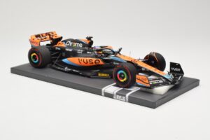 McLaren MCL60 #81 O. Piastri F1 2023 Minichamps 1:18 537231881 Kov – obrázek 4 z 6