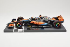 McLaren MCL60 #81 O. Piastri F1 2023 Minichamps 1:18 537231881 Kov