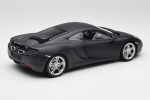 McLaren MP4-12C Matt Satellite Šedý Minichamps 1:18 110133024 Kov – obrázek 3 z 8
