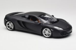 McLaren MP4-12C Matt Satellite Šedý Minichamps 1:18 110133024 Kov – obrázek 6 z 8