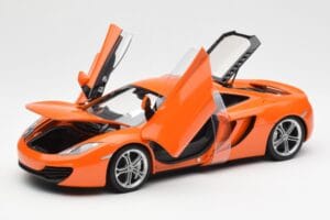 McLaren MP4-12C Oranžový AUTOart 1:18 76006 Kov – obrázek 2 z 8
