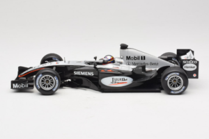 McLaren MP4-19 Mercedes J.P. Montoya Test Car 2005 Minichamps 1:18 533051880 Kov – obrázek 3 z 7