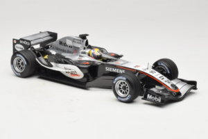 McLaren MP4-20 Mercedes #10 J.P. Montoya F1 2005 Minichamps 1:18 B66962338 Kov – obrázek 4 z 6
