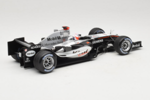 McLaren MP4-20 Mercedes #9 K. Raikkonen F1 2005 Minichamps 1:18 B66962337 Kov – obrázek 2 z 6