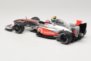 McLaren MP4-24 Mercedes #2 H. Kovalainen F1 2009 Dealer Edition Minichamps 1:18 B66960041 Kov – obrázek 5 z 7