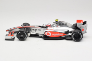 McLaren MP4-24 Mercedes #2 H. Kovalainen F1 2009 Minichamps 1:18 503091802 Kov – obrázek 3 z 7