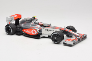 McLaren MP4-24 Mercedes #2 H. Kovalainen F1 2009 Minichamps 1:18 503091802 Kov – obrázek 4 z 7