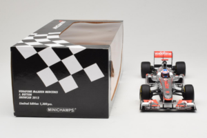 McLaren MP4-27 Mercedes #3 J. Button Vodafone McLaren Showcar F1 2012 Minichamps 1:18 530121873 Kov – obrázek 7 z 7