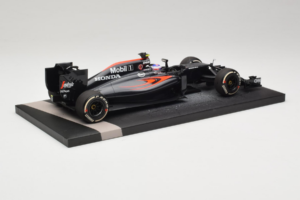 McLaren MP4-31 Honda #22 J. Button McLaren Honda F1 Team Chinese Grand Prix 2016 Minichamps 1:18 537161822 Kov – obrázek 3 z 7