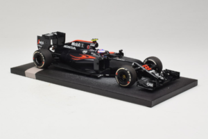 McLaren MP4-31 Honda #22 J. Button McLaren Honda F1 Team Chinese Grand Prix 2016 Minichamps 1:18 537161822 Kov – obrázek 4 z 7