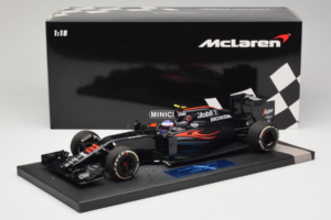 McLaren MP4-31 Honda #22 J. Button McLaren Honda F1 Team Chinese Grand Prix 2016 Minichamps 1:18 537161822 Kov – obrázek 7 z 7