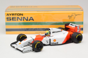 McLaren MP4/8 Ford #8 A. Senna Marlboro McLaren 1993 Minichamps 1:18 540931808 Kov – obrázek 7 z 7