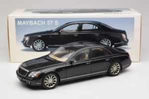 Maybach 57S Černý AUTOart 1:18 76156 Kov – obrázek 7 z 7