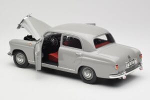 Mercedes 180 W120 Ponton Graphite Grey Revell 1:18 08974 Kov – obrázek 5 z 8