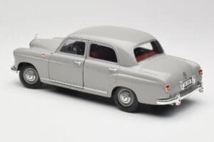 Mercedes 180 W120 Ponton Graphite Grey Revell 1:18 08974 Kov – obrázek 7 z 8