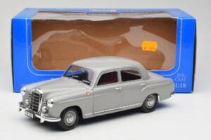 Mercedes 180 W120 Ponton Graphite Grey Revell 1:18 08974 Kov – obrázek 8 z 8