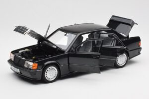Mercedes 190E 2.3-16 W201 Černý Edice Dealer Norev 1:18 B66040663 Kov – obrázek 2 z 8
