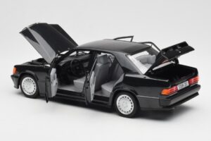 Mercedes 190E 2.3-16 W201 Černý Edice Dealer Norev 1:18 B66040663 Kov – obrázek 5 z 8