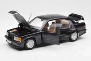Mercedes 190E 2.3-16 W201 Modročerný Metallic AUTOart 1:18 76122 Kov – obrázek 2 z 8