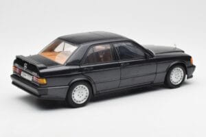 Mercedes 190E 2.3-16 W201 Modročerný Metallic AUTOart 1:18 76122 Kov – obrázek 3 z 8