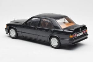 Mercedes 190E 2.3-16 W201 Modročerný Metallic AUTOart 1:18 76122 Kov – obrázek 7 z 8