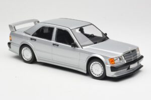 Mercedes 190E 2.5-16 EVO 1 W201 Stříbrný Minichamps 1:18 155036001 Kov – obrázek 4 z 6