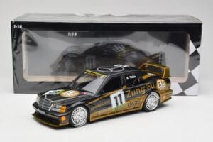Mercedes 190E 2.5-16 EVO II W201 #11 K. Thiim Guia Race Macau 1991 Minichamps 1:18 155913611 Kov – obrázek 6 z 6