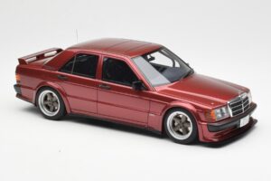 Mercedes 190E 2.5-16 W201 RAUH-Welt Republik Červený Otto 1:18 OT1083 Pryskyřice – obrázek 4 z 6