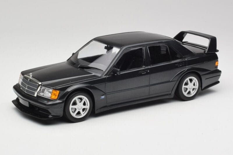 Mercedes 190E W201 2.5-16 EVO 2 Černý Metallic Minichamps 1:18 155036100 Kov