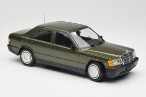 Mercedes 190E W201 Zelený Metalíza Minichamps 1:18 155037001 Kov – obrázek 4 z 6