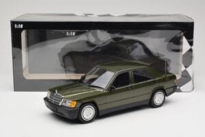 Mercedes 190E W201 Zelený Metalíza Minichamps 1:18 155037001 Kov – obrázek 6 z 6
