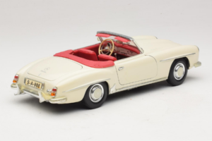 Mercedes 190SL Bílý Maisto 1:18 50274 Kov – obrázek 3 z 8