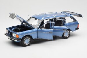 Mercedes 200 S123 T-Model Diamond Modrý Edice Dealer Norev 1:18 B66040671 Kov – obrázek 2 z 8