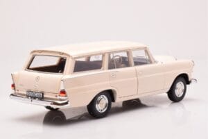 Mercedes 200 Universal W110 Krémový Norev 1:18 183709 Kov – obrázek 3 z 8