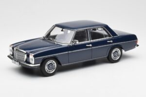 Mercedes 200 W114 Midnight Modrý Edice Dealer Norev 1:18 B66040694 Kov