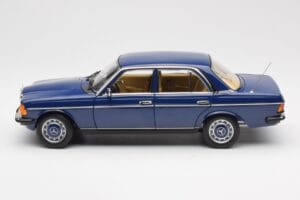Mercedes 200 W123 Surf Modrý Norev 1:18 183710 Kov – obrázek 4 z 8