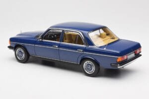 Mercedes 200 W123 Surf Modrý Norev 1:18 183710 Kov – obrázek 7 z 8