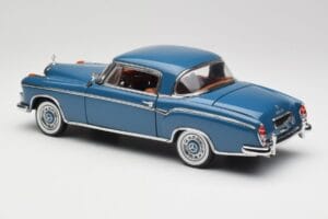 Mercedes 220 SE W128 Modrý Sun Star 1:18 3561 Kov – obrázek 7 z 8