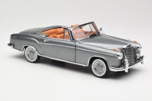 Mercedes 220 SE W128 Kabriolet Grey Metallic Sun Star 1:18 3352-M1 Kov – obrázek 6 z 8