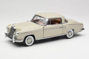 Mercedes 220 SE W128 Coupe Světle Šedý Sun Star 1:18 3568 Kov