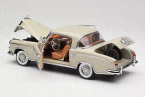 Mercedes 220 SE W128 Coupe Světle Šedý Sun Star 1:18 3568 Kov – obrázek 5 z 8