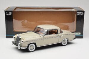 Mercedes 220 SE W128 Coupe Světle Šedý Sun Star 1:18 3568 Kov – obrázek 8 z 8